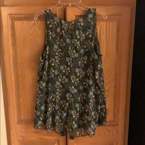 CAbi Blouse - Medium. Excellent!